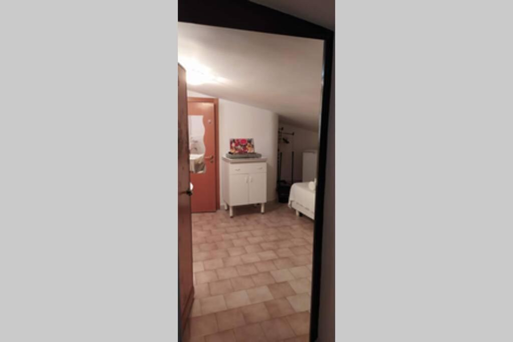 Via Pisa 20 Mansarda Lägenhet Bari Exteriör bild